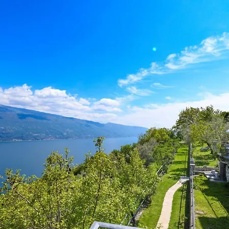 Glicine By Garda Apartment