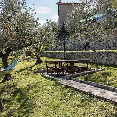 Apartment Glicine By Garda Tignale